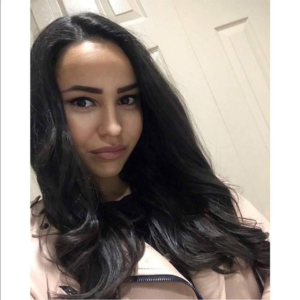 Meet your Posher, Antoaneta